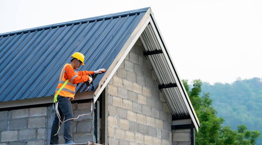 Professional residential roofers in Fort Collins, CO